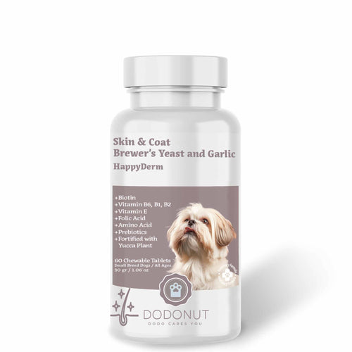 Dodonut HappyDerm Küçük Irk: Yucca, Biotin, B Vitaminleri, E Vitamini, Folik Asit, Amino Asitler ve Prebiyotiklerle güçlendirilmiş, bira mayası ve sarımsak içeren, köpeklerin cilt ve bağırsak sağlığını korumak amacıyla hazırlanmış besin takviyesidir.